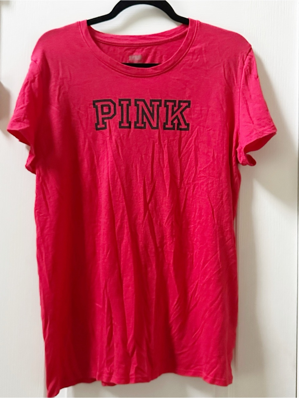 PINK Victoria's Secret red Logo Tee - Short Sleeve size XL